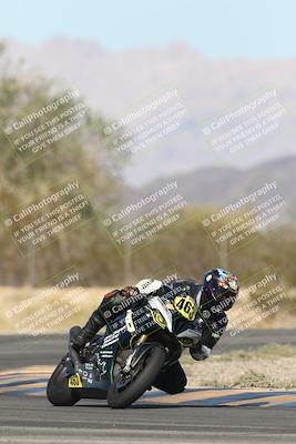 media/Nov-02-2025-CVMA (Sun) [[337aff29ab]]/Race 11-Amateur Supersport Open/